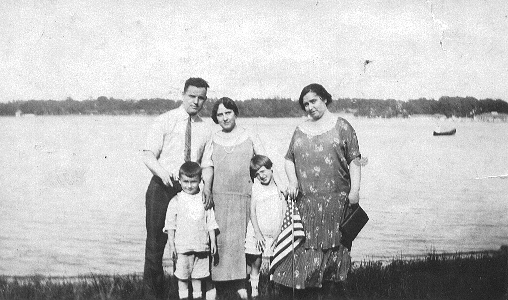 Grampa,May & Ann Bond,Buddy & Mom